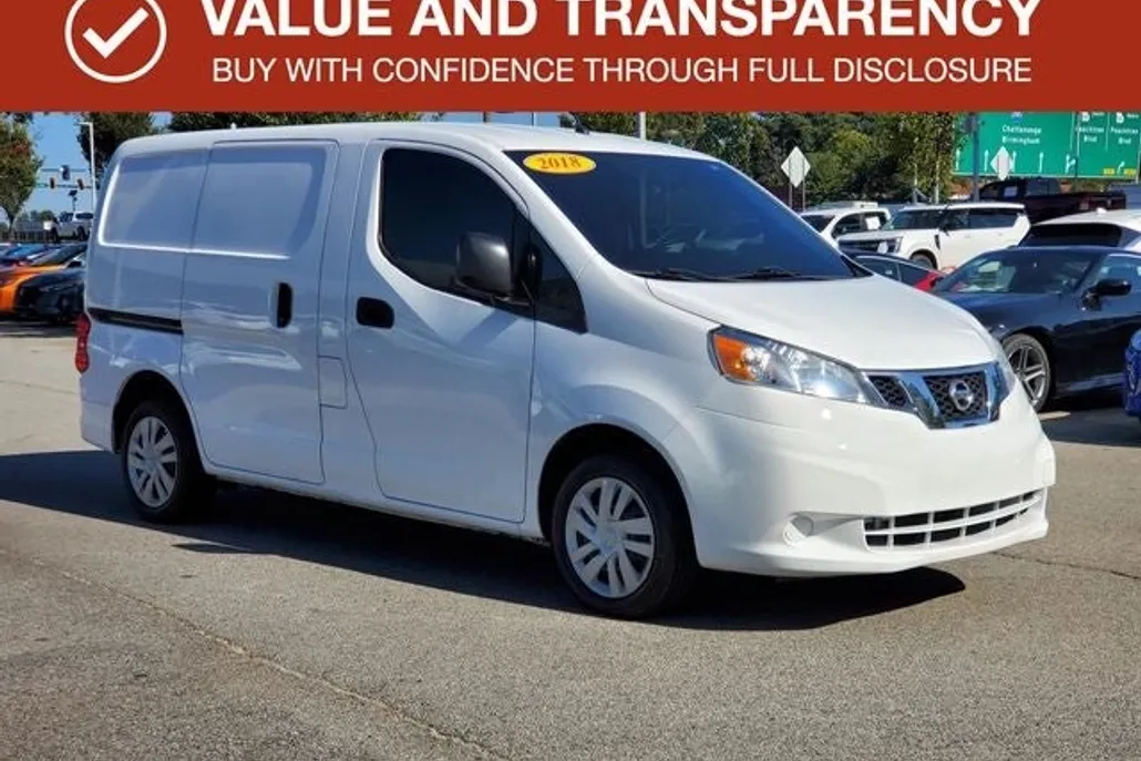 2018 Nissan NV200 SV photo 1