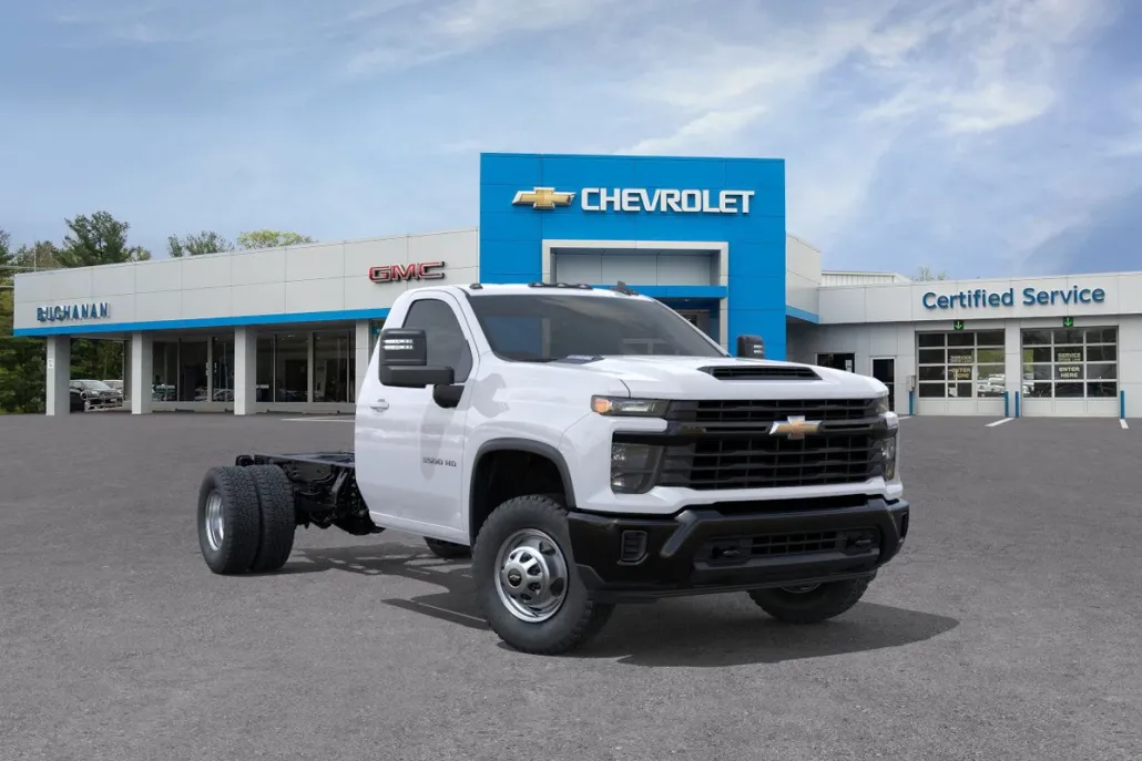 2025 Chevrolet Silverado 3500HD Work Truck photo 1