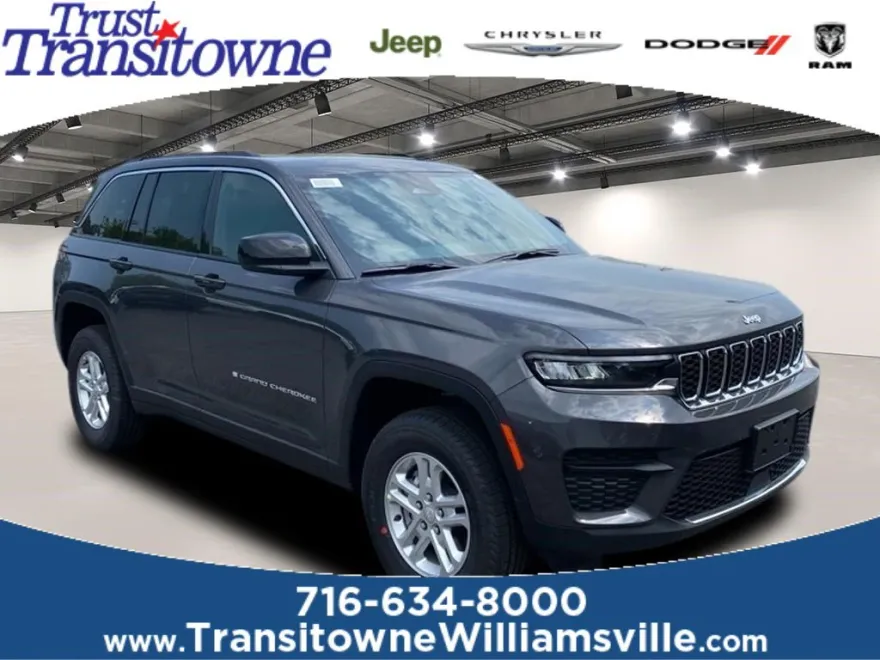 2025 Jeep Grand Cherokee Laredo photo 1
