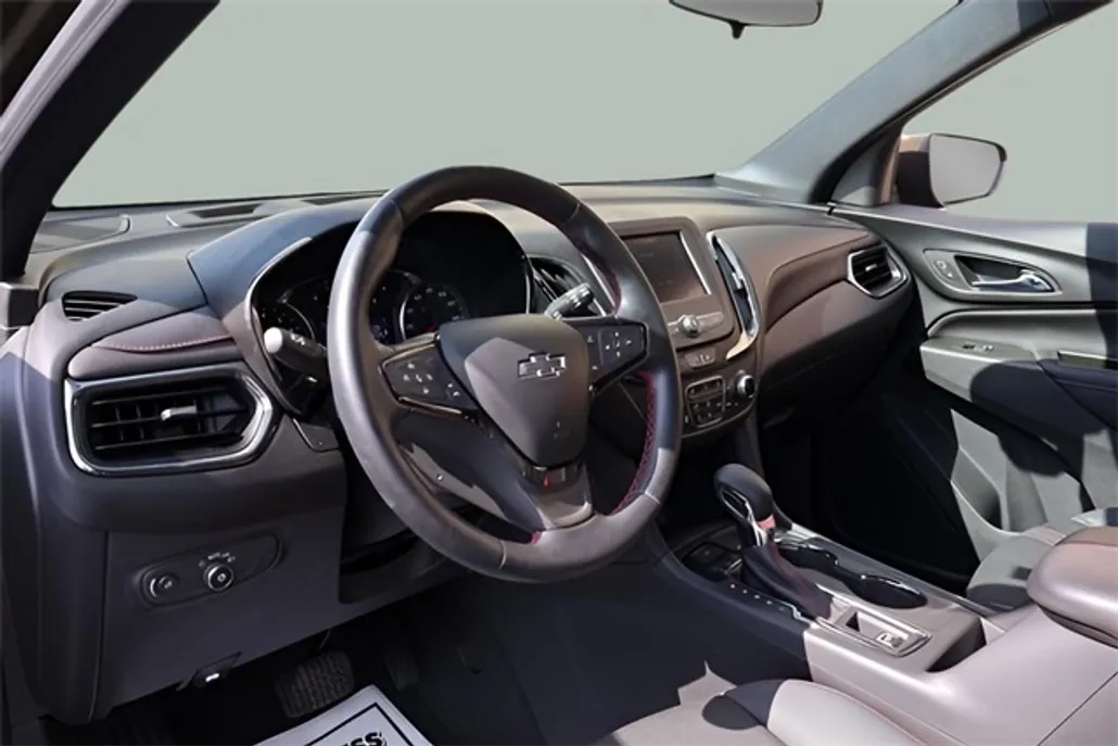 2023 Chevrolet Equinox RS photo 1
