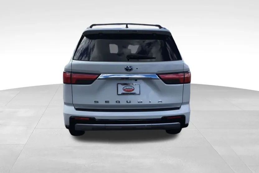2023 Toyota Sequoia Limited photo 1
