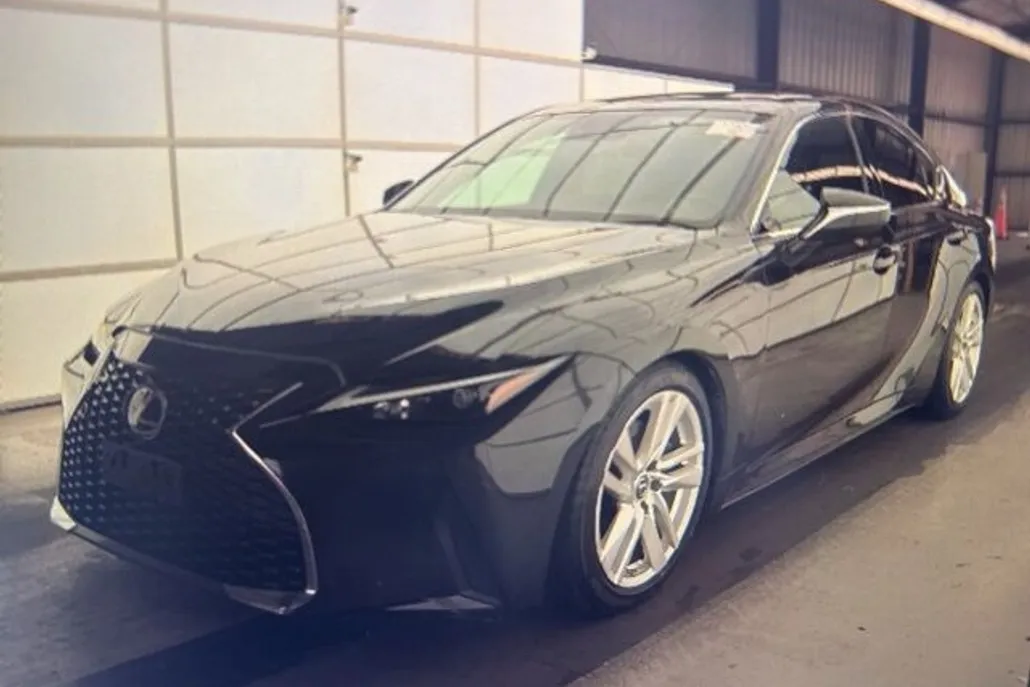 2021 Lexus IS 300 photo 1