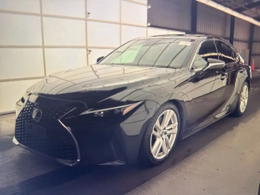 2021 Lexus IS 300 photo 1