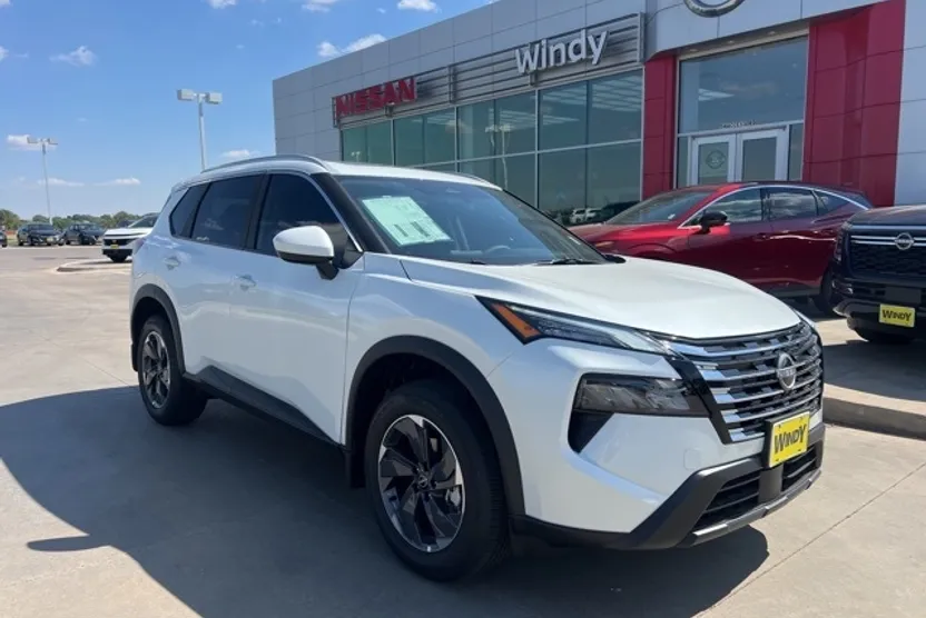 2026 Nissan Rogue SV photo 1