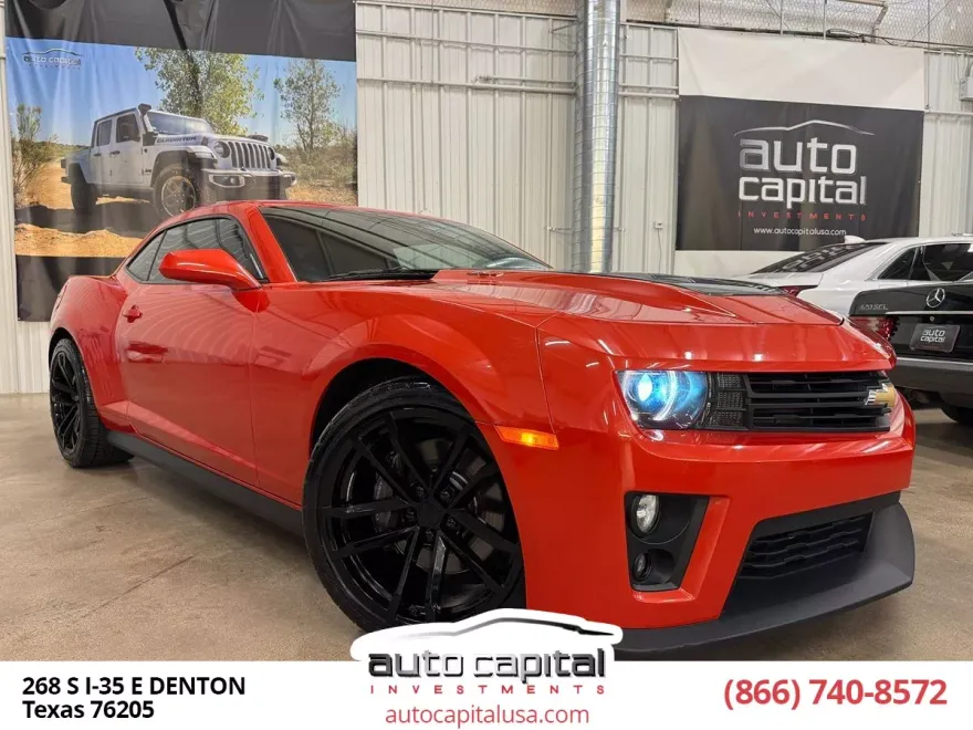 2013 Chevrolet Camaro SS photo 1