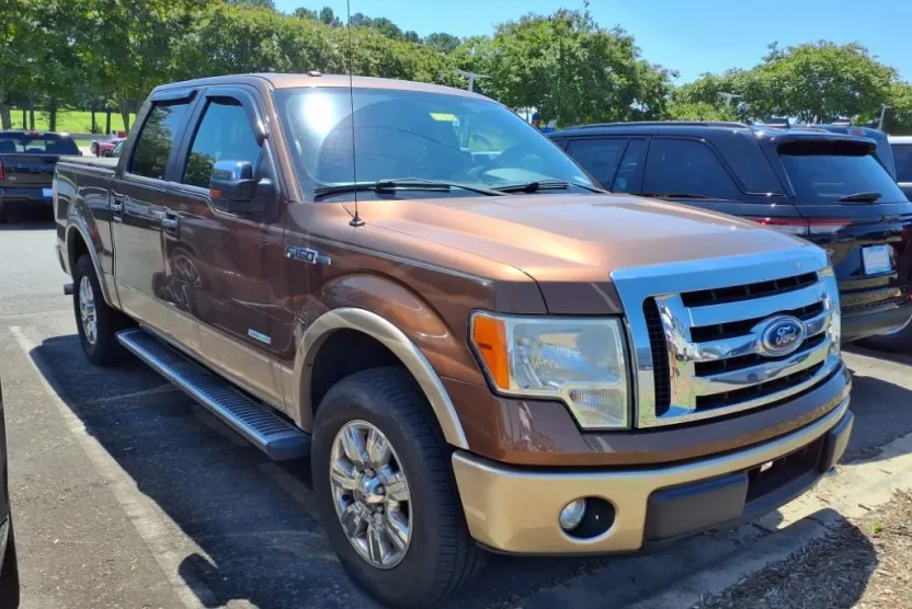 2011 Ford F-150 Lariat photo 1