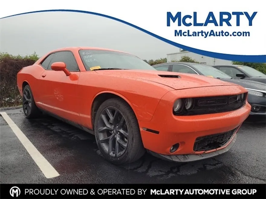 2021 Dodge Challenger SXT photo 1
