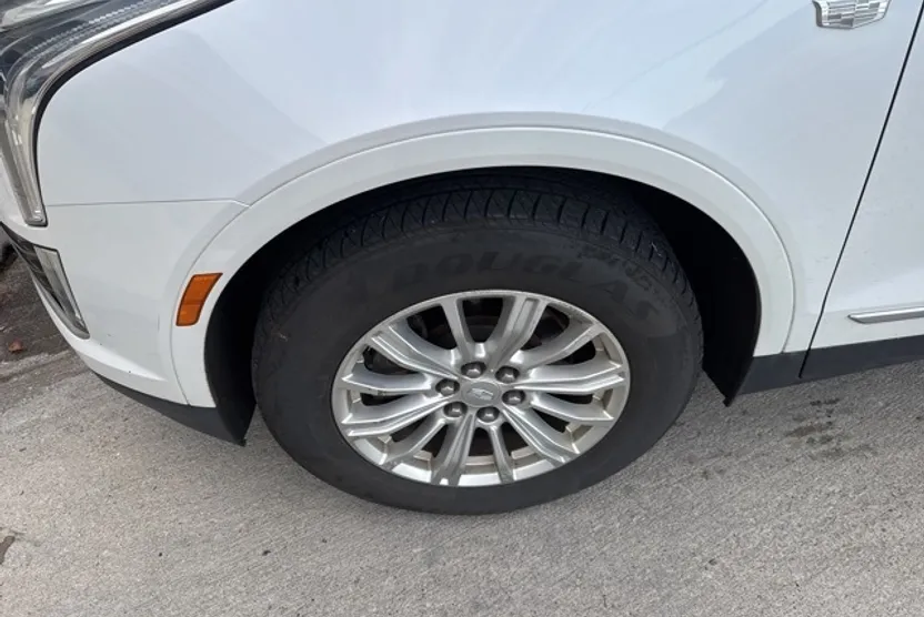 2018 Cadillac XT5 photo 1