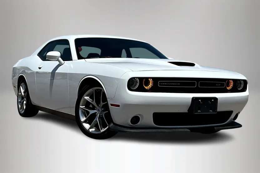 2022 Dodge Challenger GT photo 1