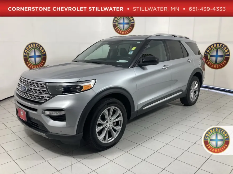 2023 Ford Explorer Limited photo 1