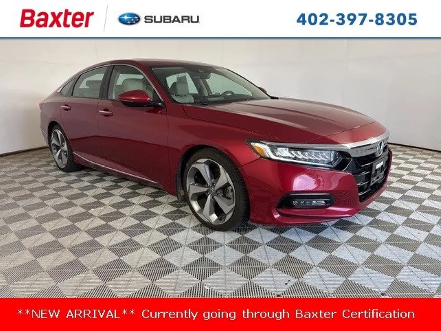 2018 Honda Accord Touring 1.5T photo 1