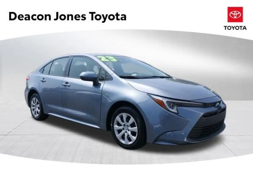 2023 Toyota Corolla Hybrid LE photo 1