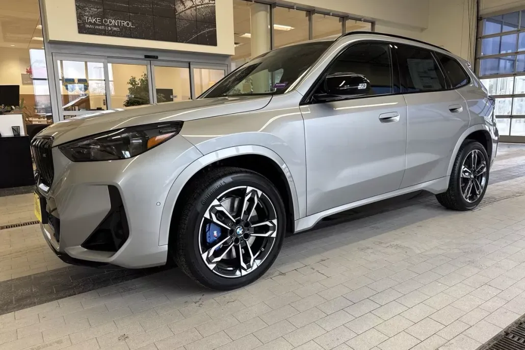2025 Bmw X1 M35i photo 1
