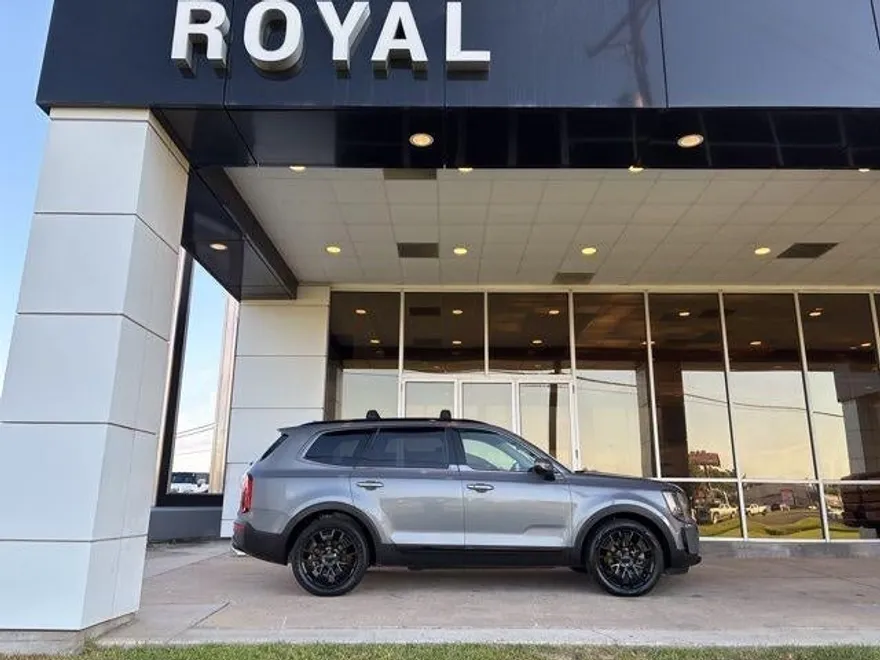 2021 Kia Telluride SX photo 1