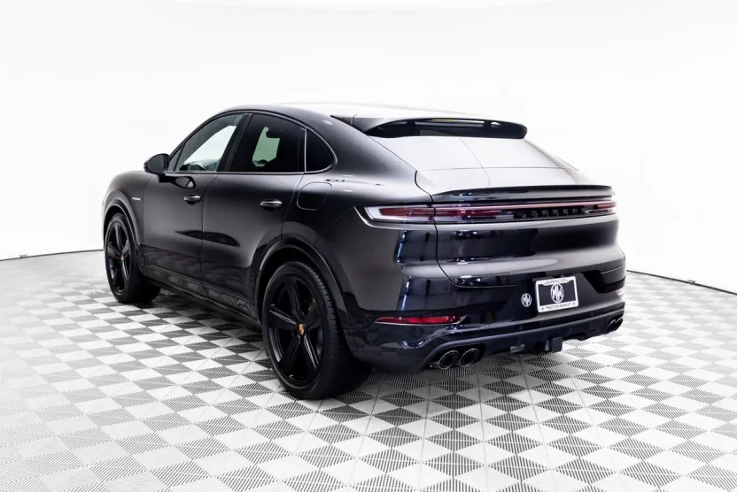 2026 Porsche Cayenne E-Hybrid Coupe S photo 1
