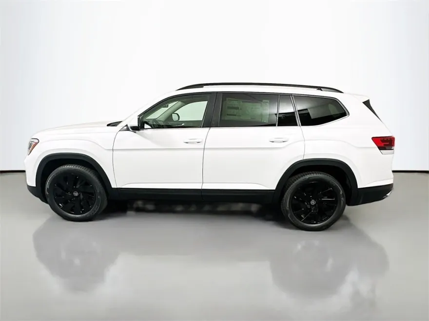 2026 Volkswagen Atlas SE Technology photo 1