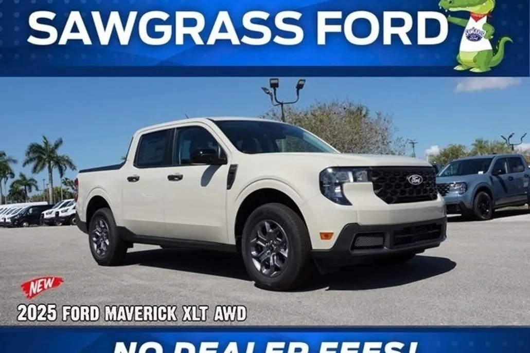 2025 Ford Maverick XLT photo 1