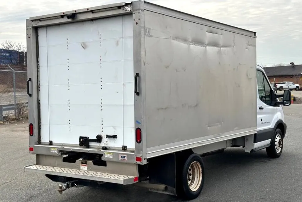 2018 Ford Transit photo 1