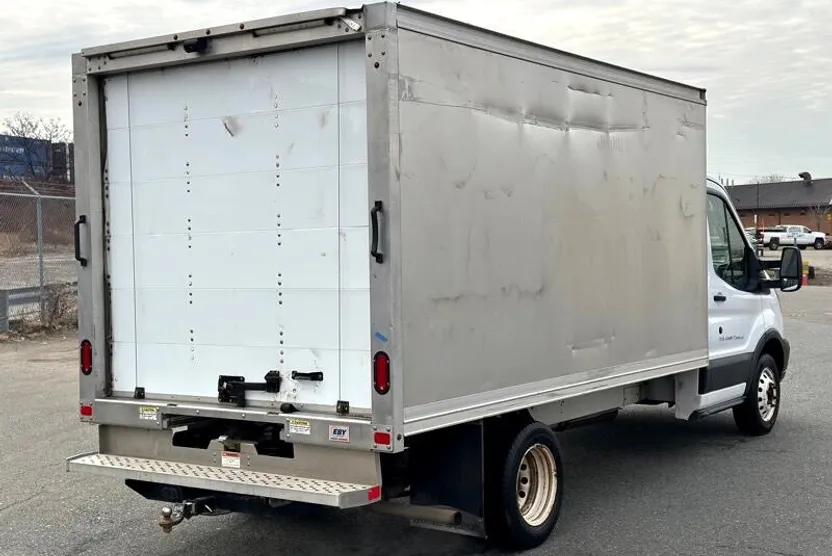 2018 Ford Transit photo 1