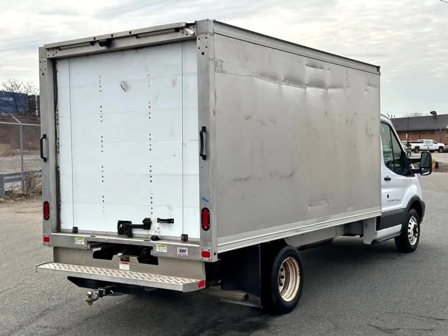 2018 Ford Transit photo 1