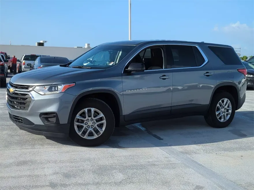 2020 Chevrolet Traverse 1LS photo 1