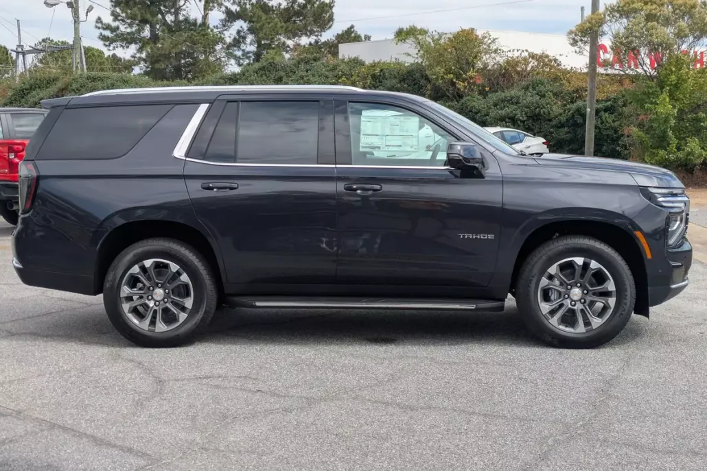 2026 Chevrolet Tahoe LT photo 1