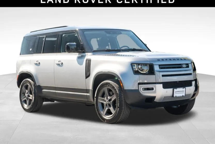 2024 Land Rover Defender 110 S photo 1