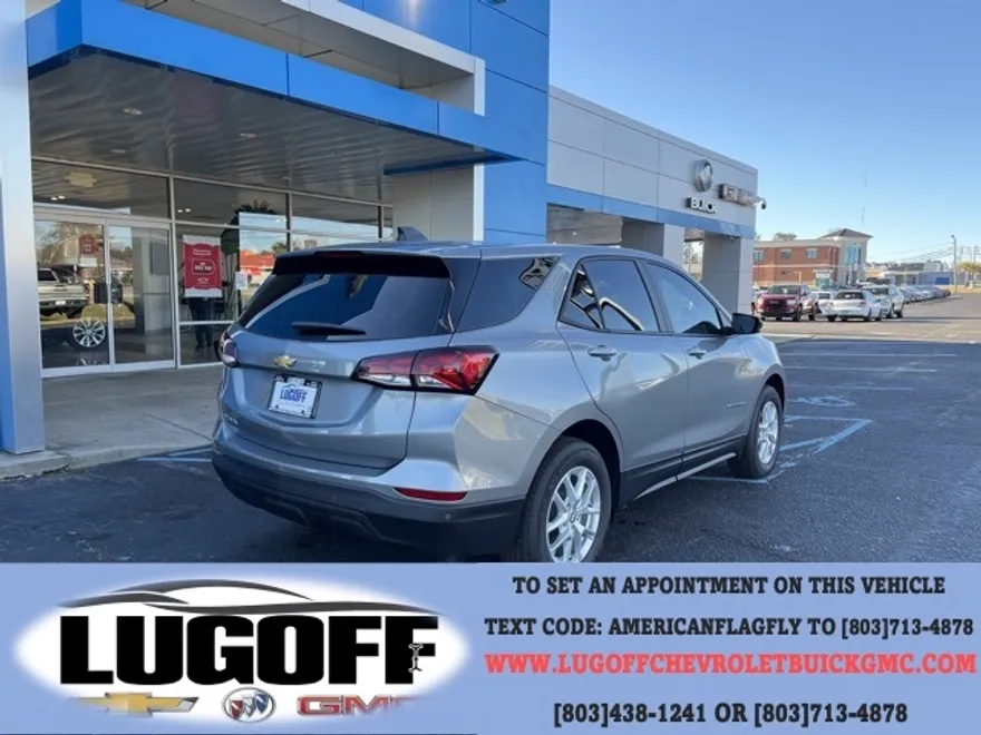 2024 Chevrolet Equinox LS photo 1