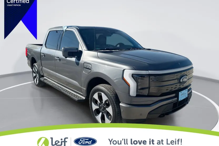 2023 Ford F-150 Lightning Platinum photo 1