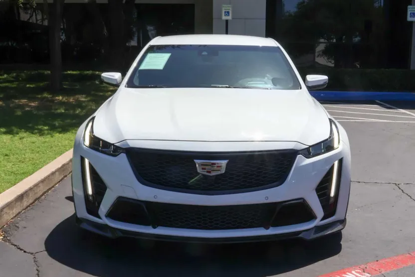 2022 Cadillac CT5 photo 1