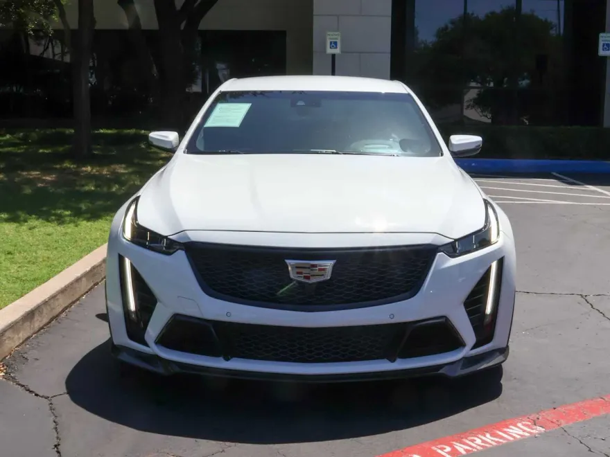 2022 Cadillac CT5 photo 1