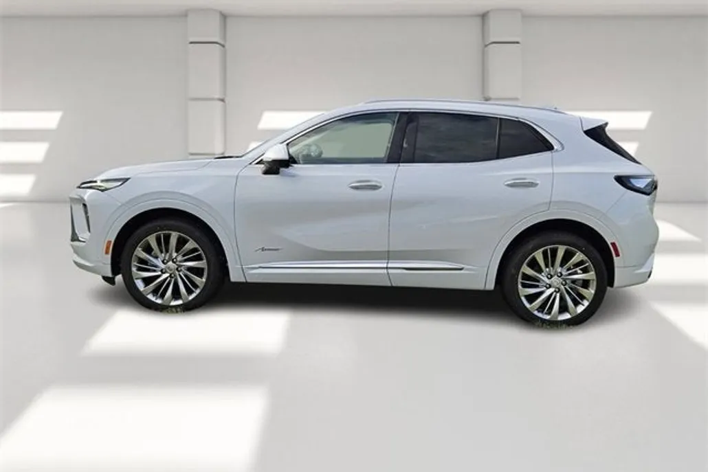 2025 Buick Envision Avenir photo 1