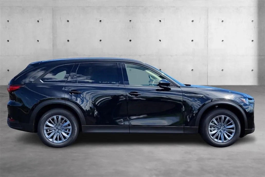 2025 Mazda CX-90 3.3 Turbo Preferred photo 1