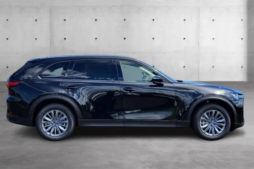 2025 Mazda CX-90 3.3 Turbo Preferred photo 1