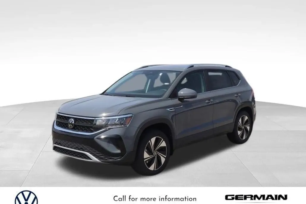 2024 Volkswagen Taos SE photo 1