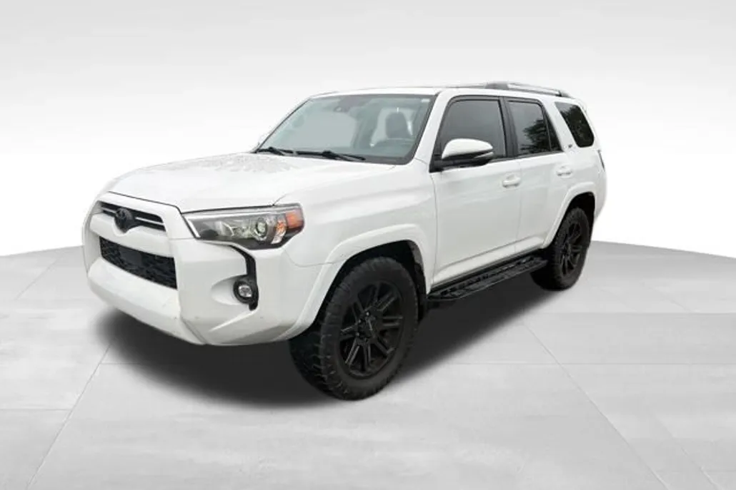 2023 Toyota 4Runner SR5 Premium photo 1