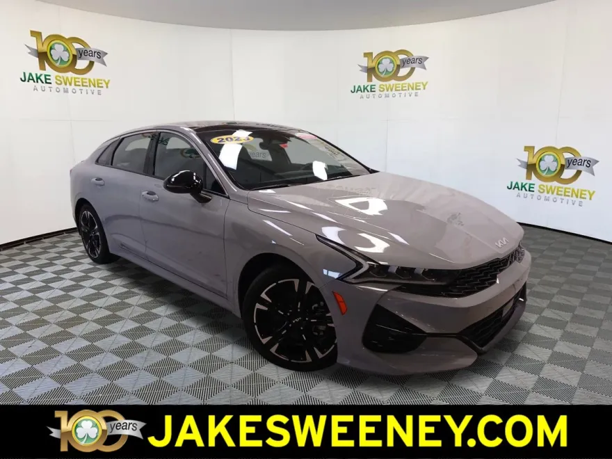 2023 Kia K5 GT-Line photo 1