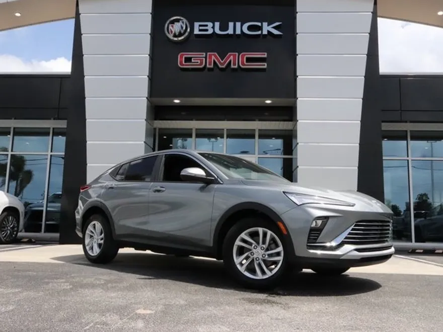 2025 Buick Envista Preferred photo 1