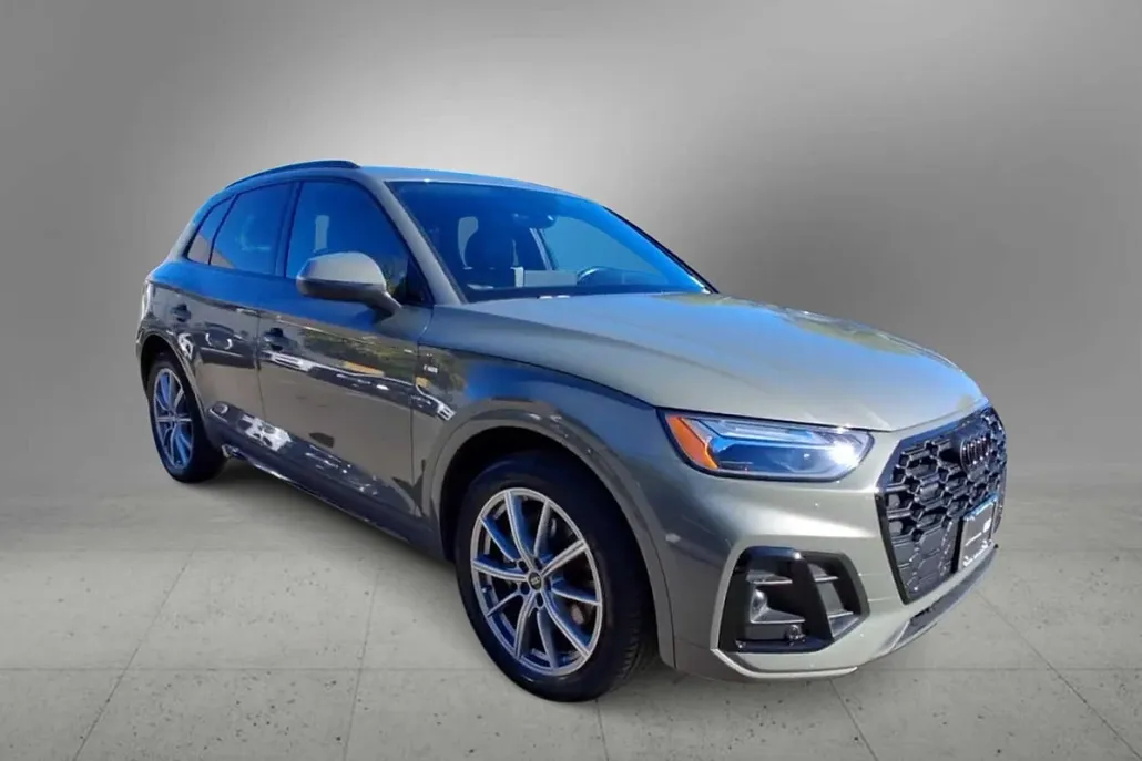 2023 Audi Q5 S line Premium Plus photo 1