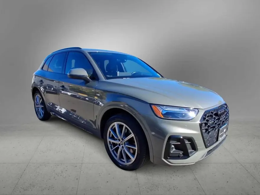 2023 Audi Q5 S line Premium Plus photo 1