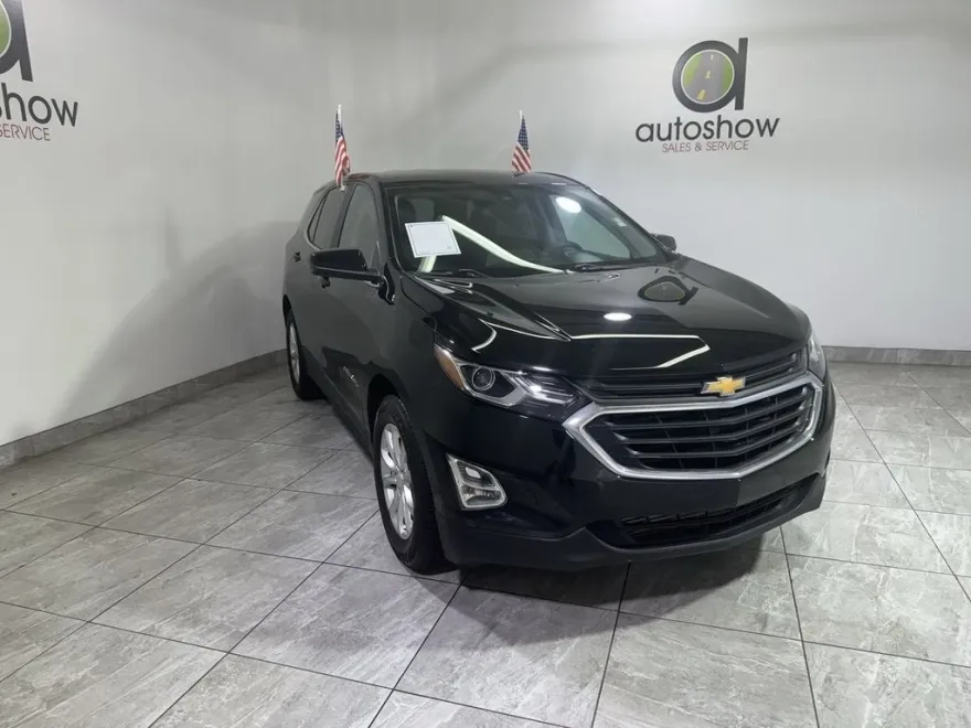 2021 Chevrolet Equinox LT photo 1