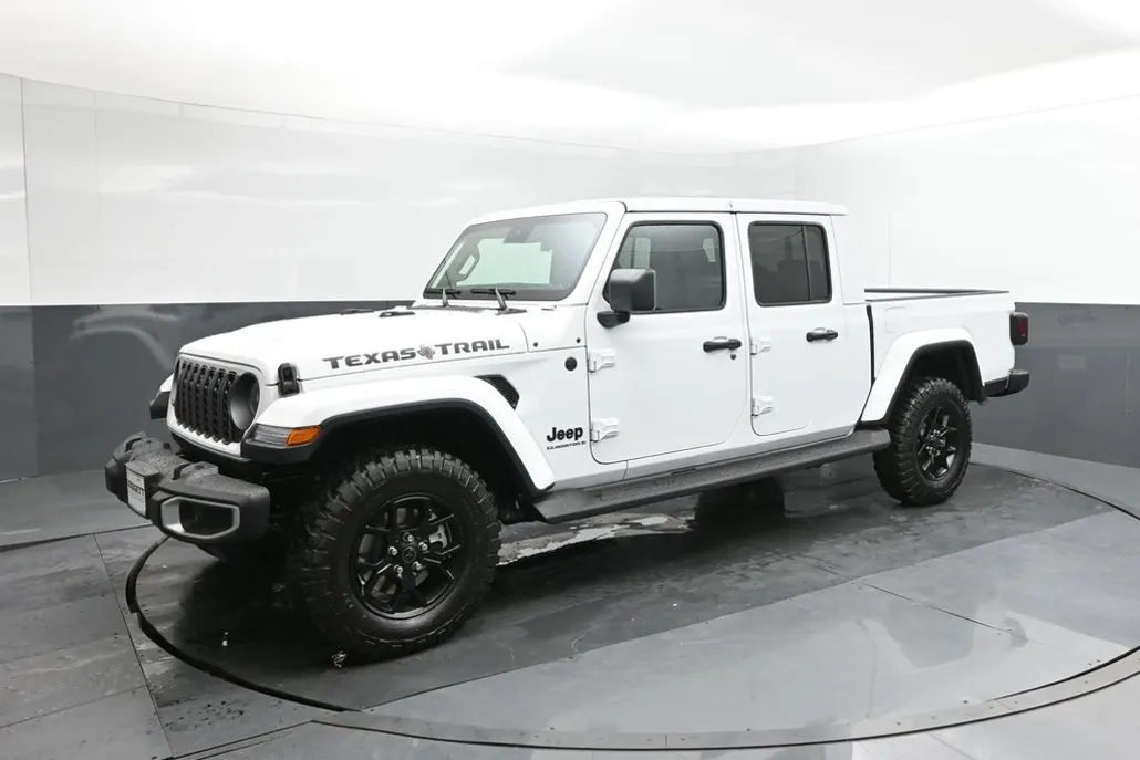 2025 Jeep Gladiator Sport photo 1