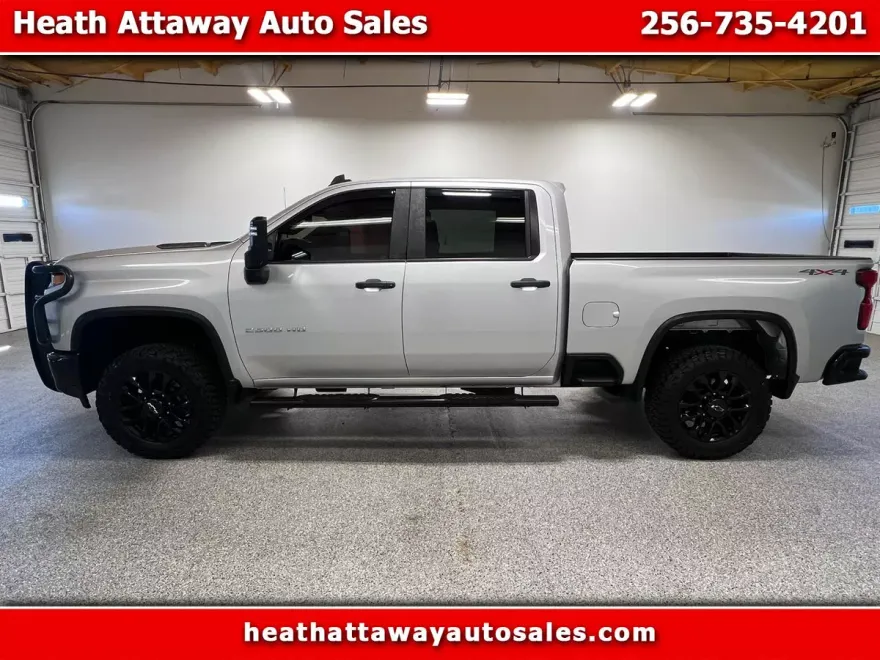2020 Chevrolet Silverado 2500HD Custom photo 1