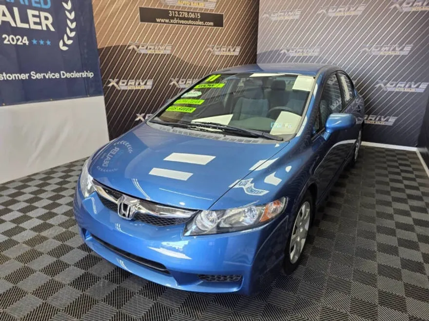 2011 Honda Civic LX photo 1