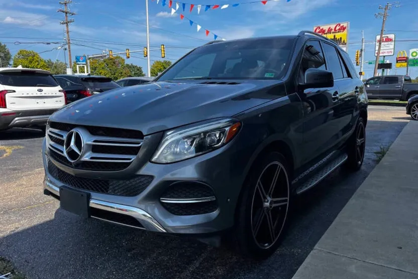 2017 Mercedes Benz GLE 350 4MATIC photo 1