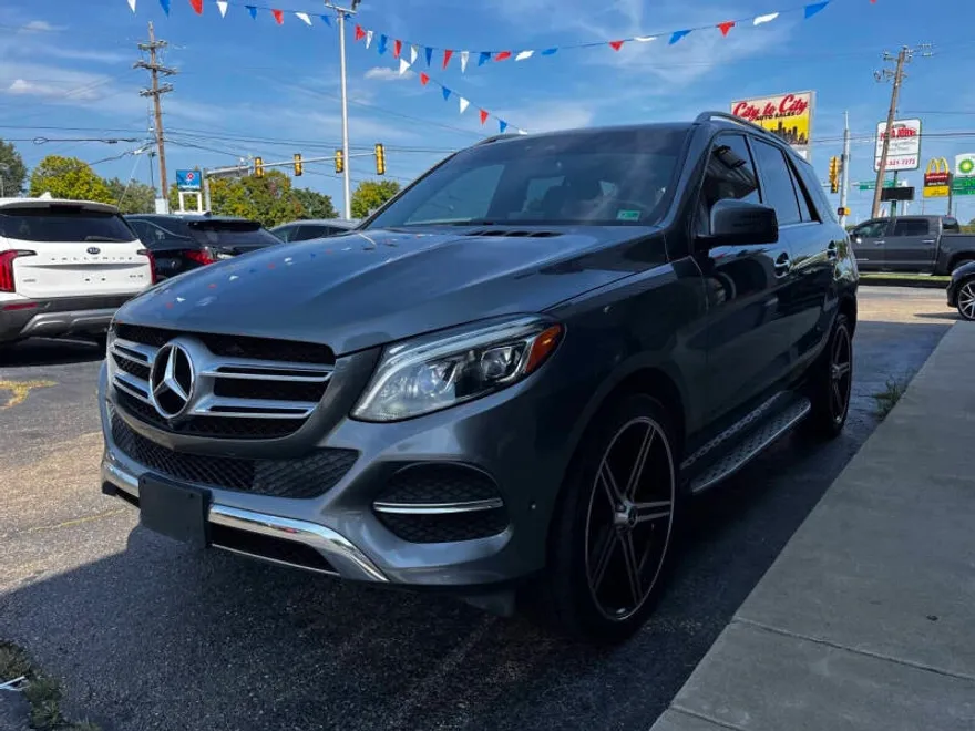 2017 Mercedes Benz GLE 350 4MATIC photo 1