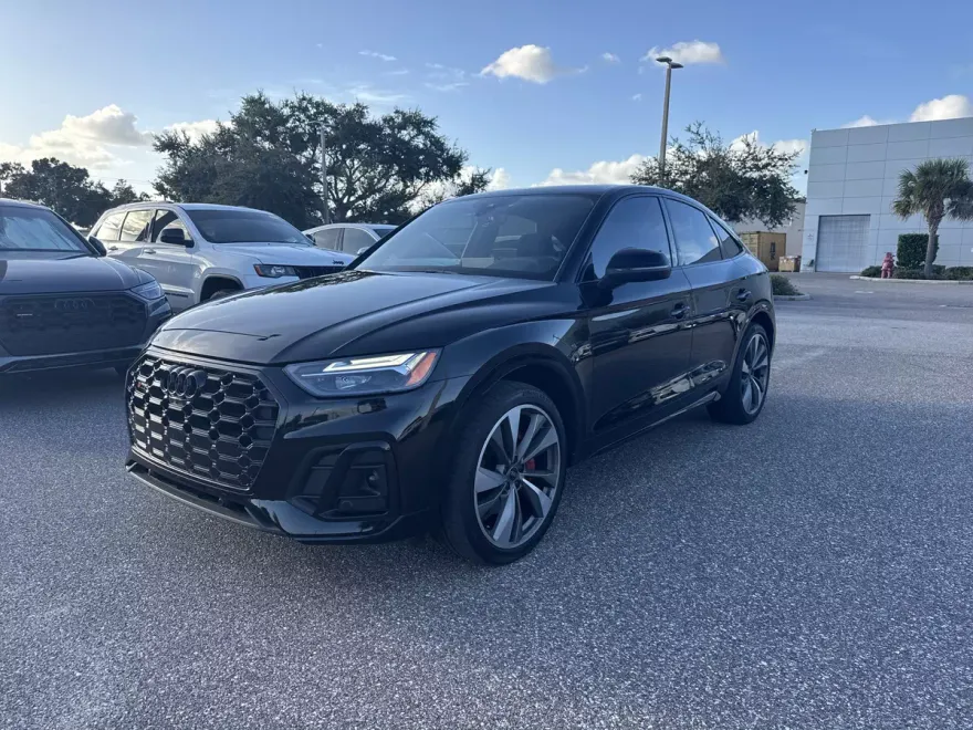 2023 Audi SQ5 Premium Plus photo 1