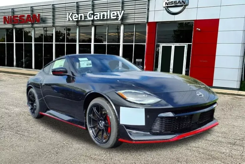 2025 Nissan Z Nismo photo 1