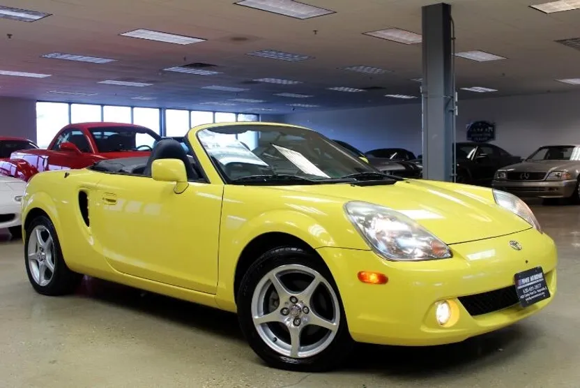 2004 Toyota MR2 Spyder photo 1