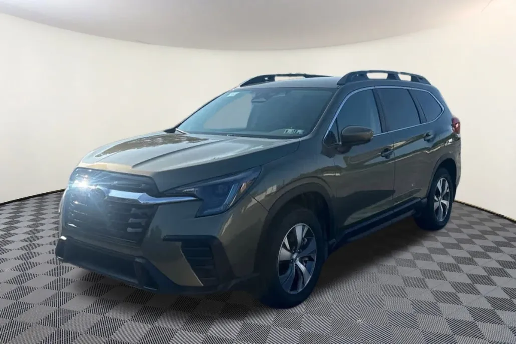 2025 Subaru Ascent Premium photo 1